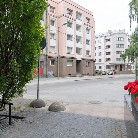 Cozy Stylish Studio Apartment With Free Parking By Centralapartments Tallinn Dış mekan fotoğraf
