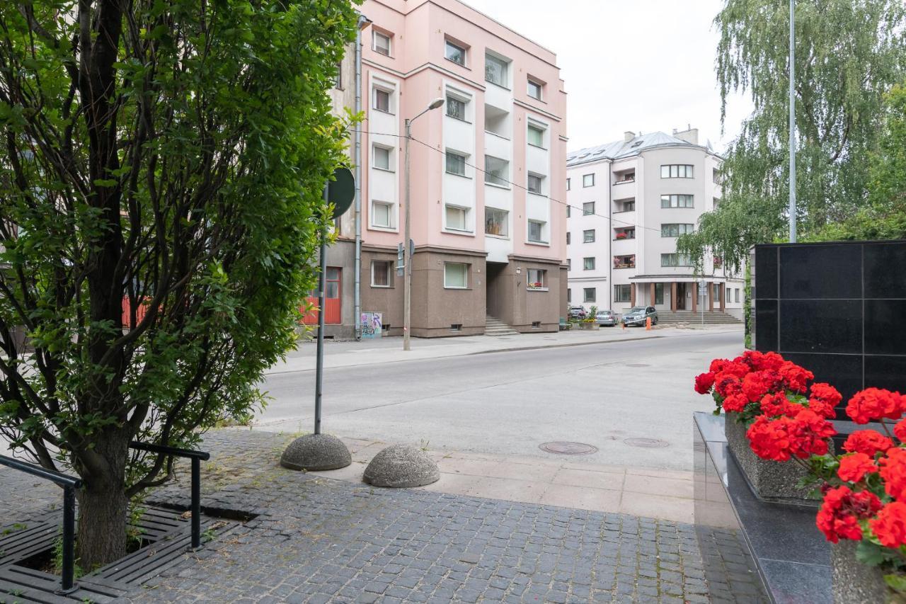 Cozy Stylish Studio Apartment With Free Parking By Centralapartments Tallinn Dış mekan fotoğraf