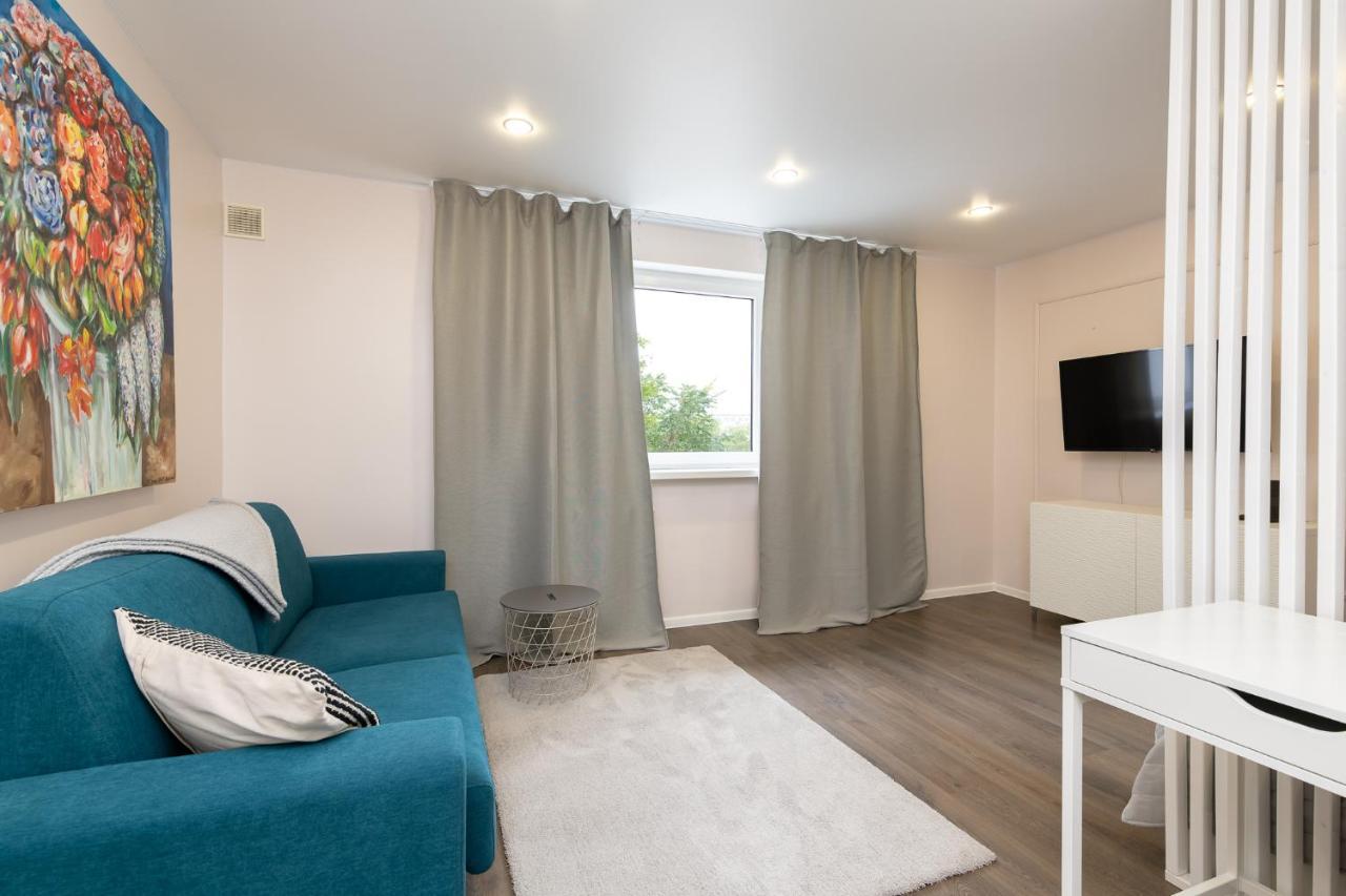 Cozy Stylish Studio Apartment With Free Parking By Centralapartments Tallinn Dış mekan fotoğraf