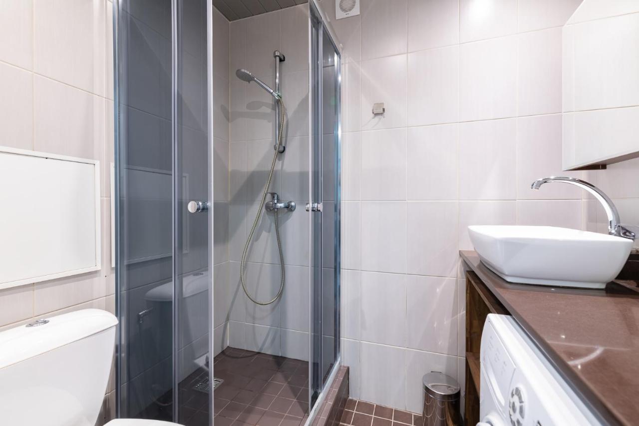 Cozy Stylish Studio Apartment With Free Parking By Centralapartments Tallinn Dış mekan fotoğraf